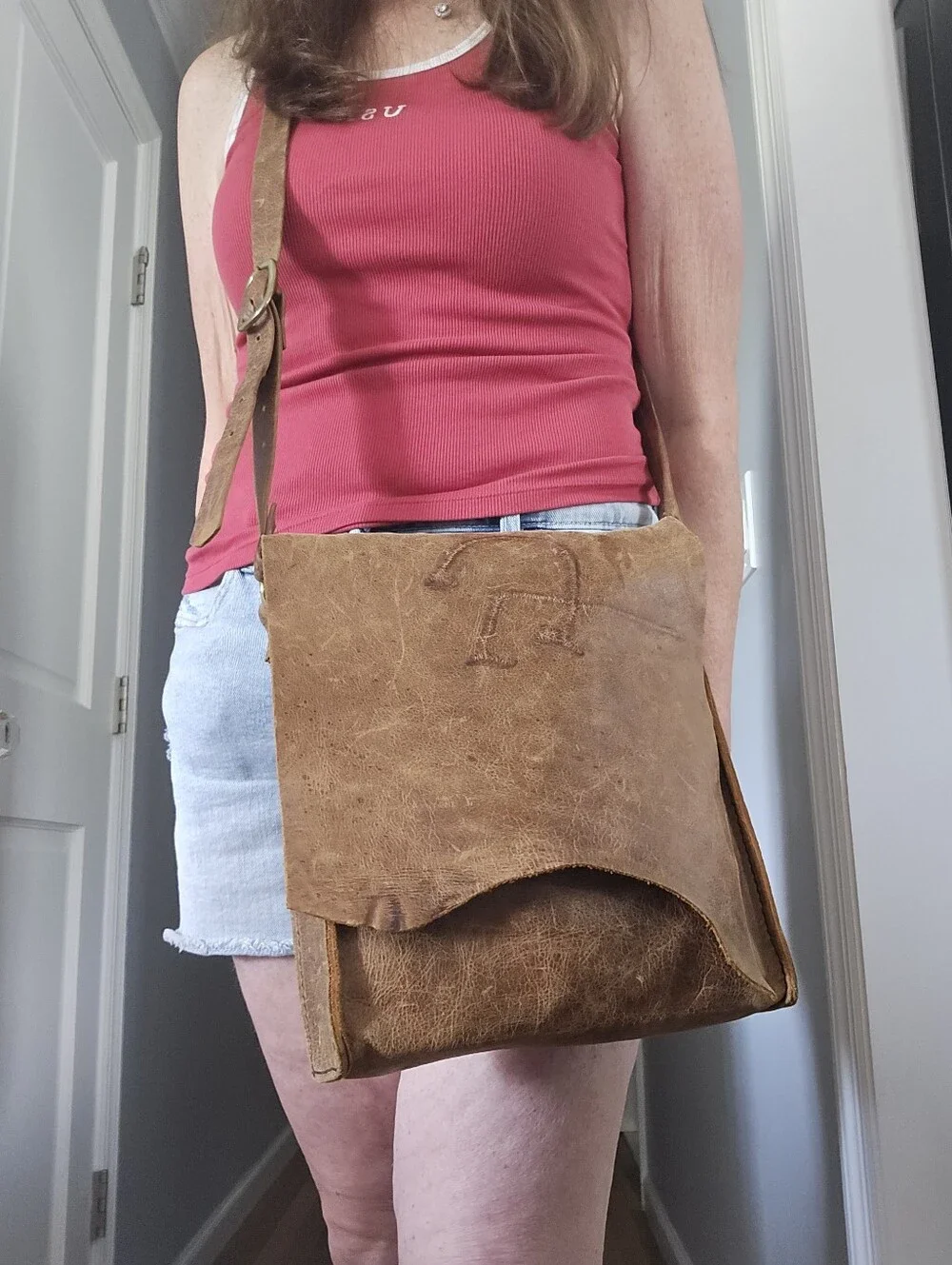 Vintage Ranch Style Branded Tan Leather Adjustable Buckle Strap Crossbody Bag